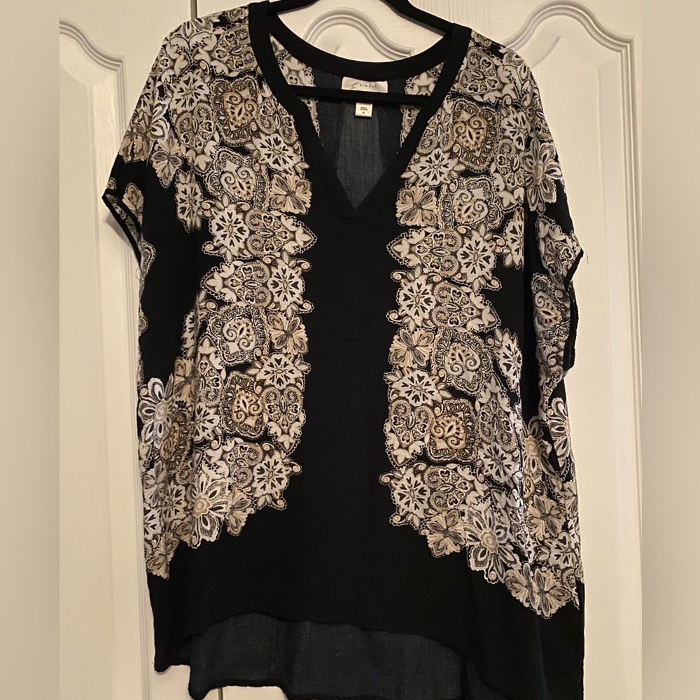 Simply Emma Black and Cream Patterned Blouse